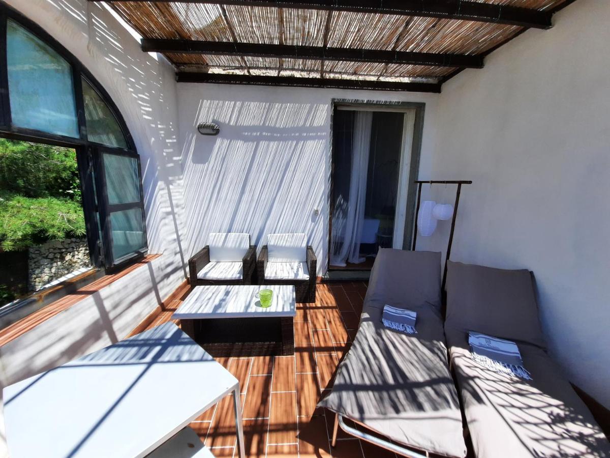 Le Terre Del Drago Apartment แบร์เจจจี ภายนอก รูปภาพ